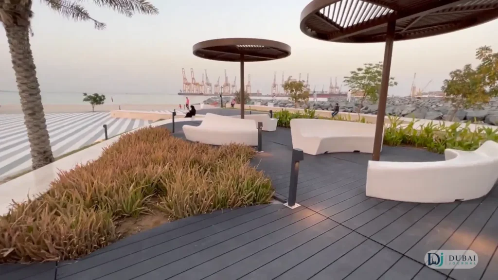 Khorfakkan beach sitting area