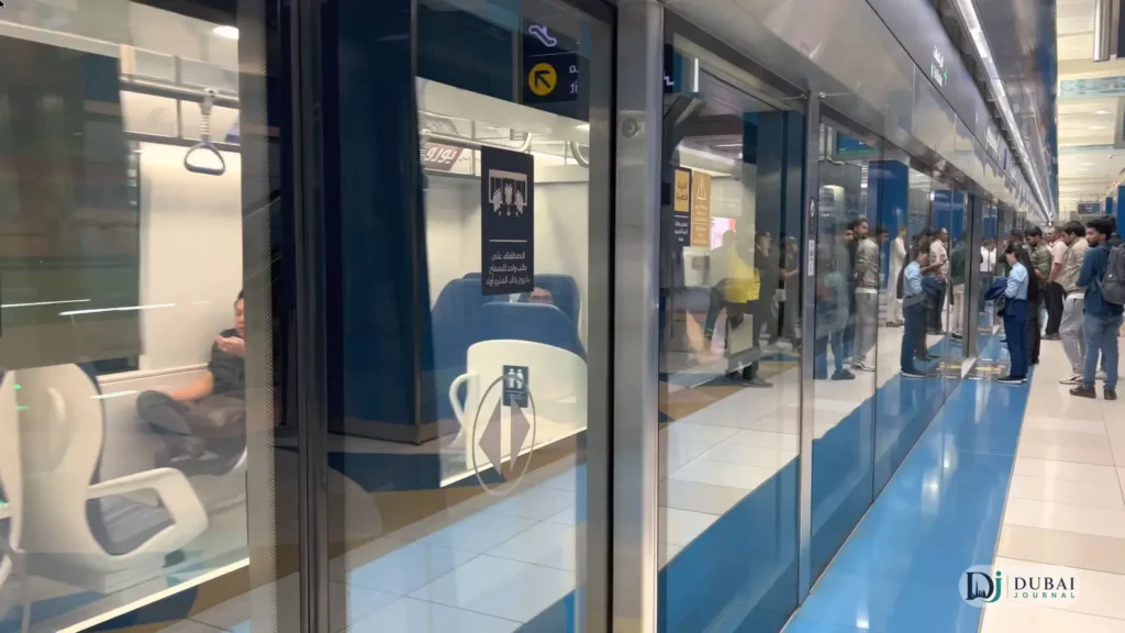 Dubai Metro train at Red Line station platform