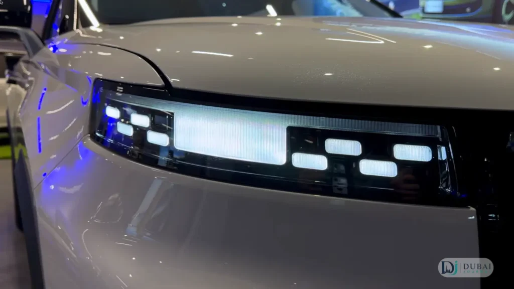 Jaecoo J7 LED headlight detail