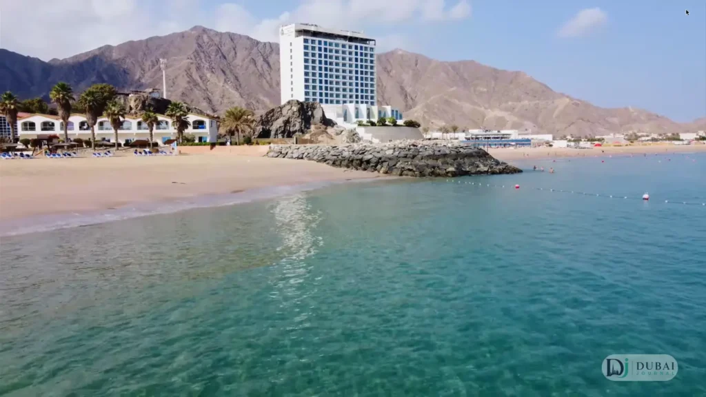 Khorfakkan beach with Hajar mountains from above